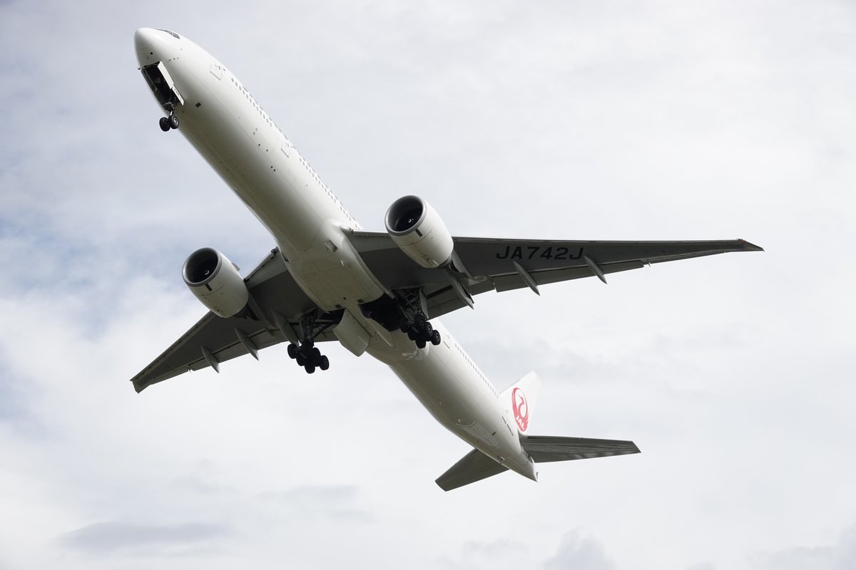 take_flight0115's tweet photo. #JAL 、#B733 https://t.co/rmTV6M1cPZ
