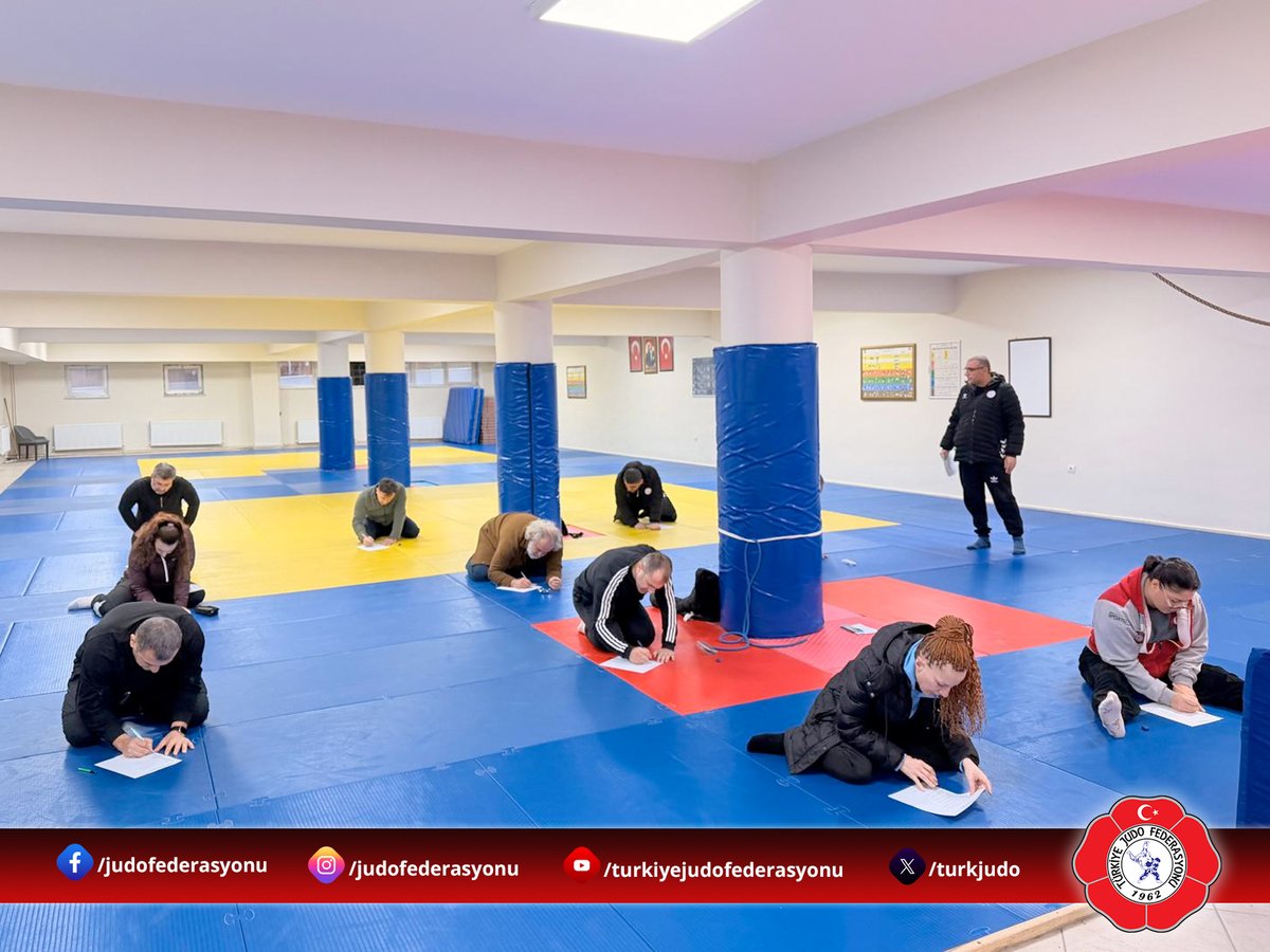 turkjudo's tweet photo. Federasyonumuzun 2025 yılı faaliyet programında yer alan 4. Kademe Başantrenör ve 5. Kademe Teknik Direktör Uygulama Eğitim Kursları, 16–23 Aralık 2025 tarihleri arasında Burdur’da tamamlandı.
    4.    Kademe Başantrenör Uygulama Eğitimi, Eğitim Kurulu Üyeleri Gökhan Çelik ve Osman Gökcül’ün gözetiminde, 4 kursiyerin katılımıyla gerçekleştirildi.
    5.    Kademe Teknik Direktör Uygulama Eğitimi ise Eğitim Kurulu Başkanı Mehmet Yılmaz ile Eğitim Kurulu Üyesi Abdülkadir Coşkun’un gözetiminde, 6 kursiyerin katılımıyla tamamlandı.

#TürkiyeJudoFederasyonu