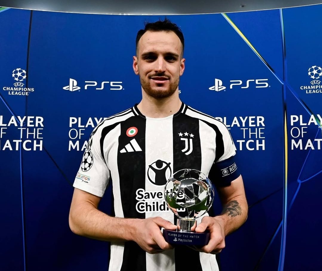 SAlhashemi1888's tweet image. 🚨🚨🚨وفقًا  @repubblica، هناك احتمال لتبادل بين غاتي وريتشي.

تبادل اللاعبين يُجرى بحذر وتؤخذ الأمور ببطء، خصوصًا أن أليغري يرغب في ضم غاتي، بينما تألق ريتشي مع سباليتي خلال فترة المنتخب.