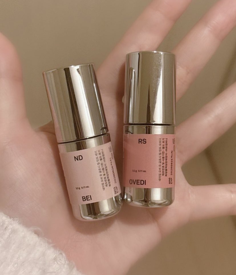 秋ミュ tweet media