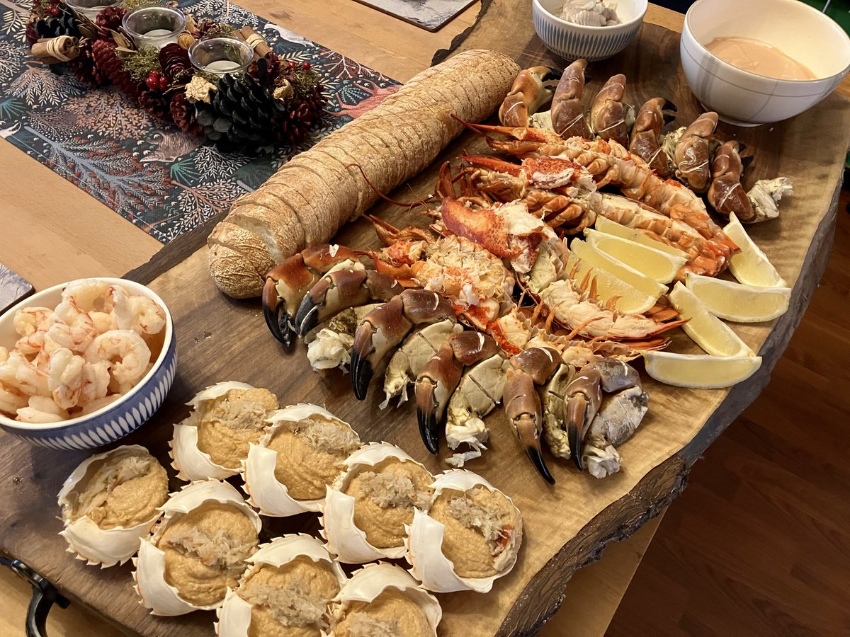 Zee wife may have mentioned I bought far too much for two people…

Won’t stop me trying!

Merry Christmas.