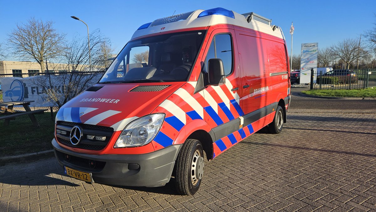 eus heugens tweet media