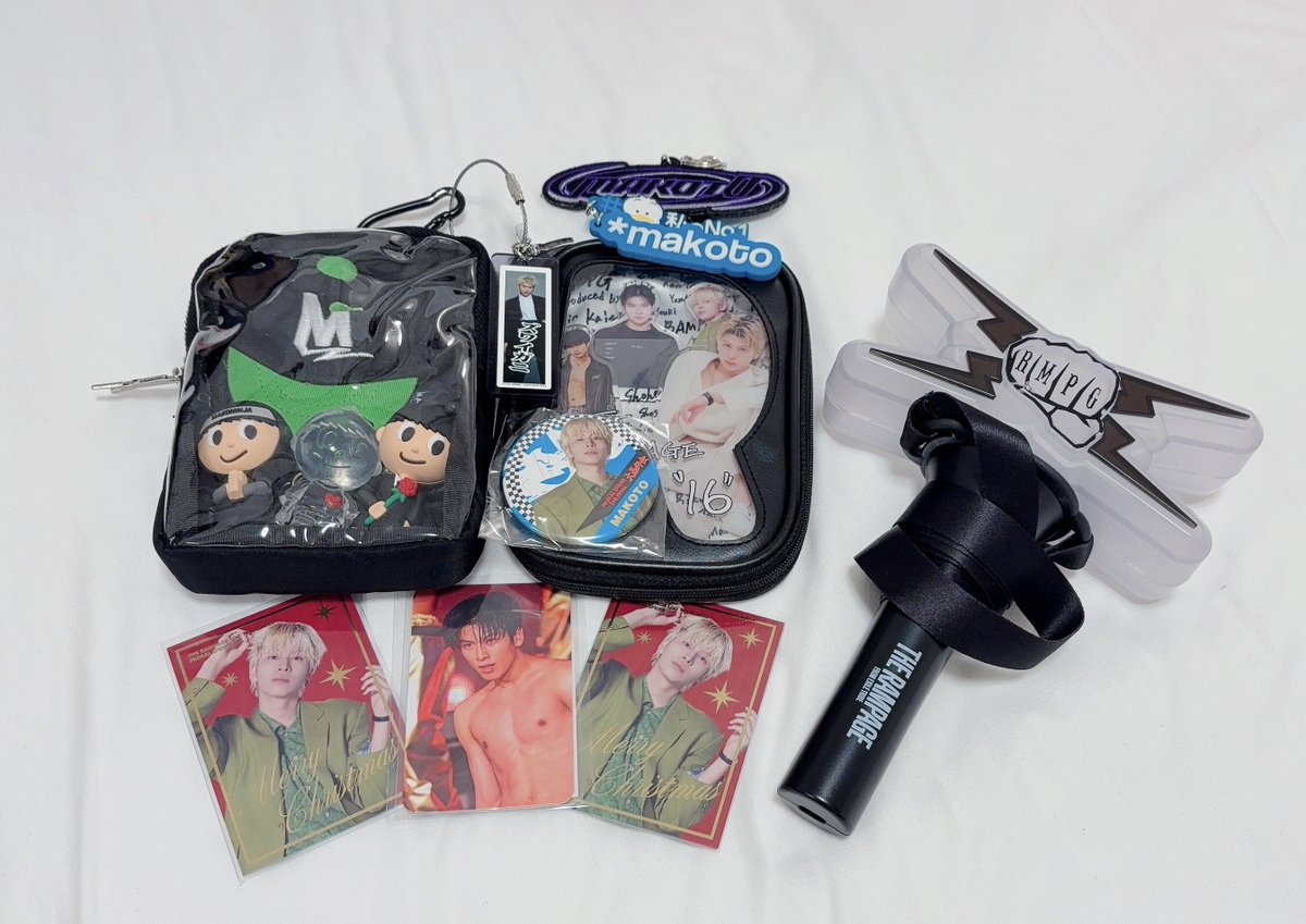 クネ虫 tweet media