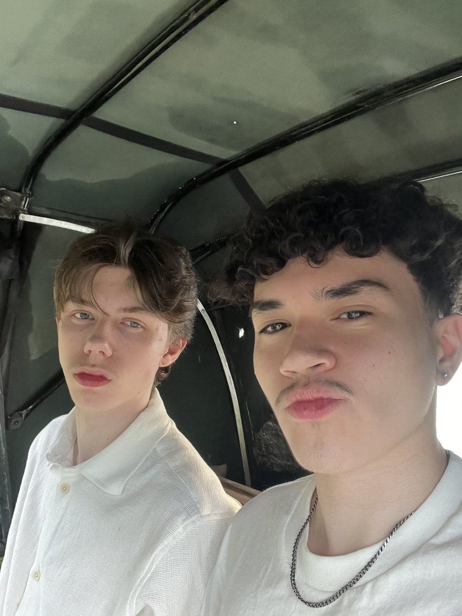 TLC Polly tweet media