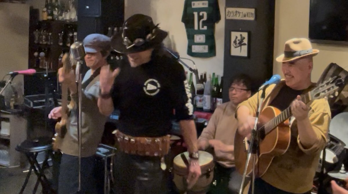 hassy_style's tweet image. 先日の富士市吉原の絆で開催されたBonds of Liveにご来場頂きました皆様、スタッフの方々、出演者の方々、本当にありがとうございました。

FULL FLATがこのLIVEで出来ることを、魂のままにぶつけさせて頂きました。

来年またどこかの会場でお会い致しましょう(^^)