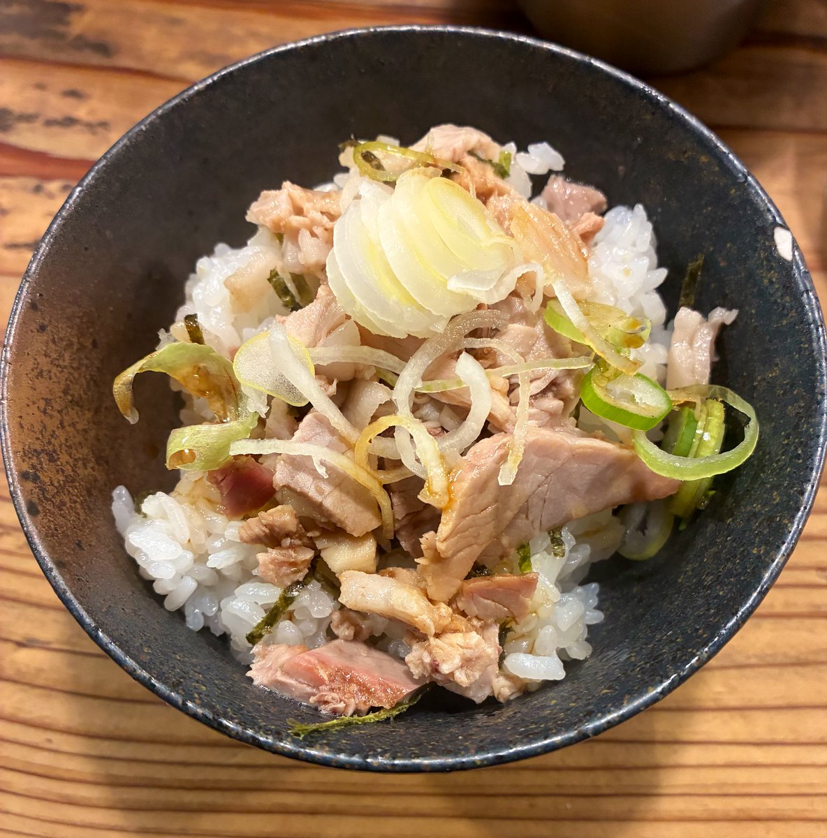 クックらのつけ麺と半チャーシューまぶしをクラウ

今日も超うまかったしコロコロチャーシューうますぎる🤤ごちそうさまでした🍜🍜

ラーメン撮る時カメラ曇って変に加工したみたいな写真になってしまった🍜🎅