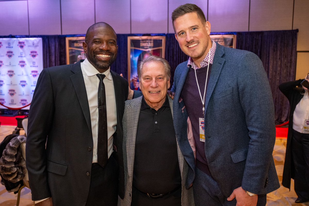 Field_Jordan's tweet image. A few more of my favorite photos from the @MSHOF Induction event on Friday. Congratulations to the extraordinary Class of 2025.

Photo credit: @aleccohen_