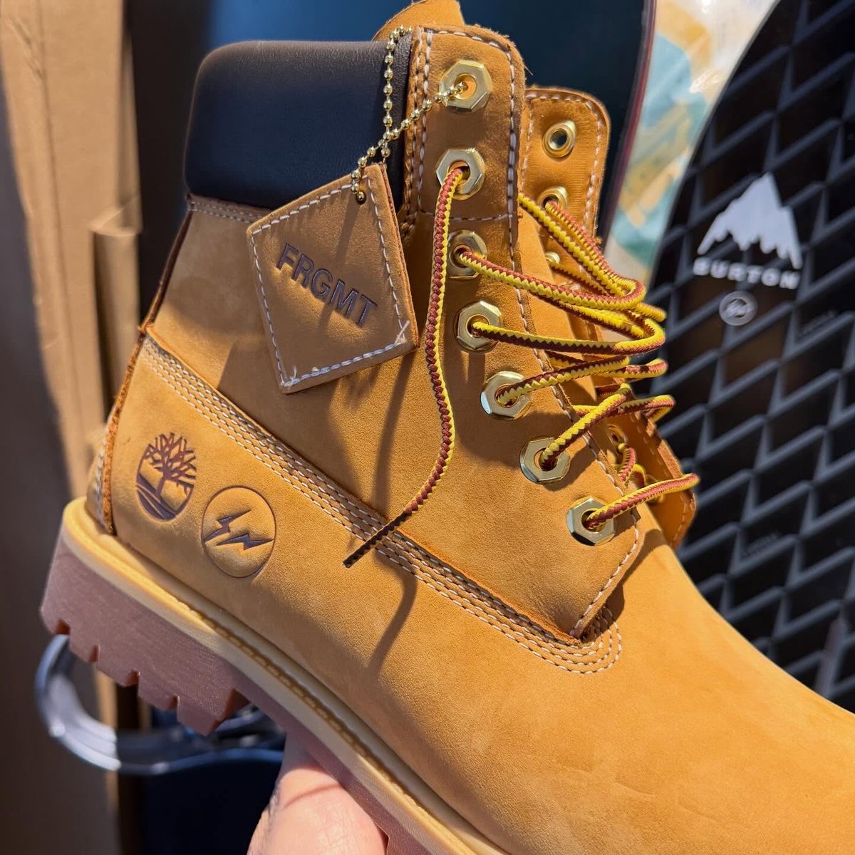 Ovrnundr's tweet image. First Look: Fragment x Timberland (2025)