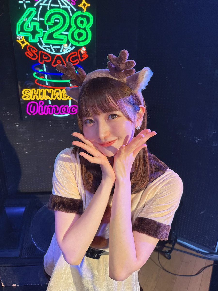 クリスマスイベントありがとう🎅🎄

Harunationの仲間達と素敵なクリスマスイブになりました❤️‍🔥❤️‍🔥
タイムラプスは、久しぶりに6人体制だったので全曲披露しちゃいました！！

年内ラストは、12/27(土) #はるフェス にてお待ちしてます！！