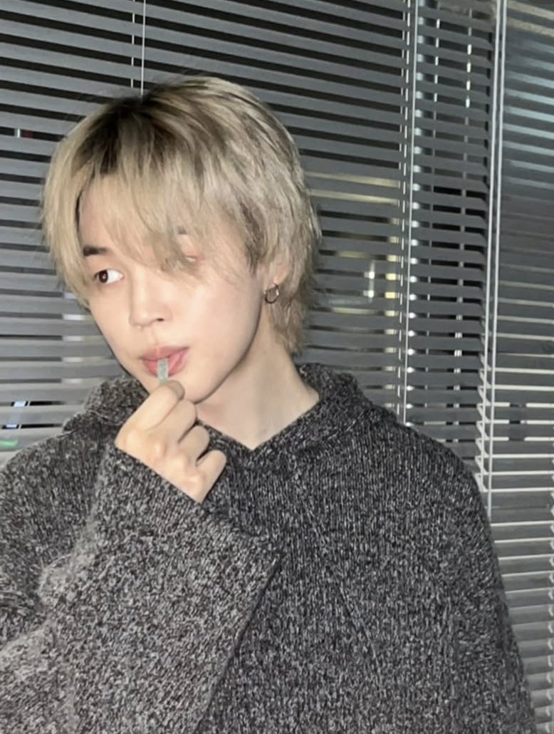 Jimin Base tweet media