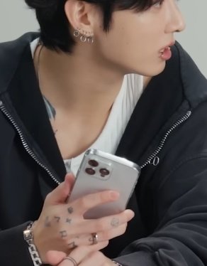 stopkookminpls's tweet photo. ???? https://t.co/axZrYPQUl5
