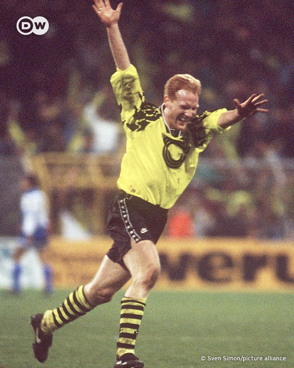 dw_sports's tweet image. 🏆 On this day in 1996, Borussia Dortmund's Matthias Sammer edged Barcelona's Ronaldo to claim the Ballon d'Or 🇩🇪🇧🇷🔥