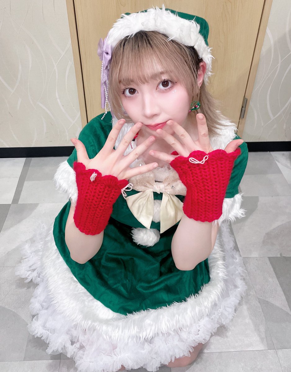 芹沢あかり(キャサリン)🪻Zepp Yokohama 5/20 (@poyopoyoakarin