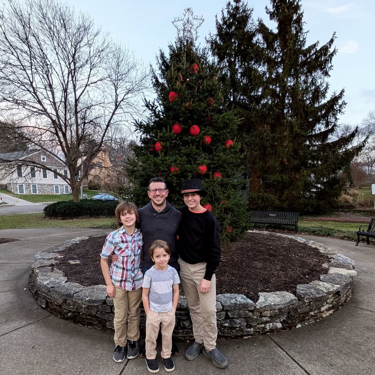 Brandon Long tweet media