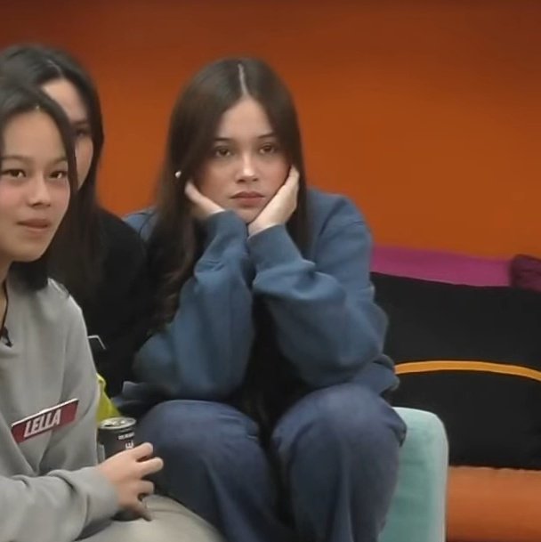 silverrbear's tweet image. Kahapon isa lang, ngayon dalawang kamay na

MIYERry CAPKRYSMAS
#capkrys
#PBBCollab20PadyakPamasko