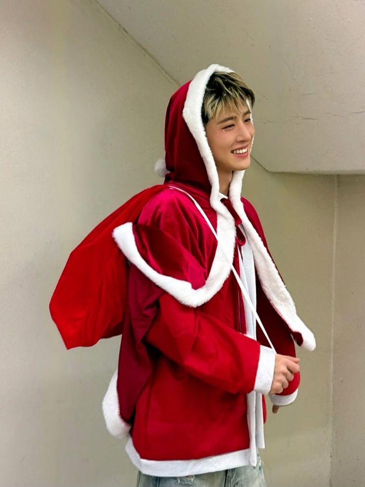 magnaid131's tweet photo. Merry Christmas my #doubleB ❤️💚 https://t.co/gk8GCKBCIJ