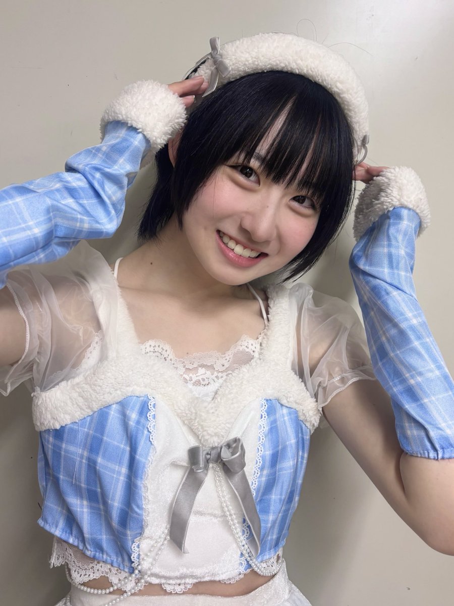 【かすみ草とステラ】一期生 人気のワインレッド衣装セット　比賀、小柴、吉川 かすみ草とステラ】2023年2月12日 小柴美羽の覚悟｜ZACKYさん