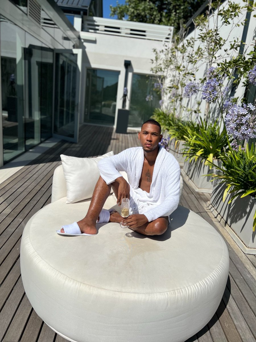 Nceba_ZA's tweet photo. Spa? Anytime, any day. https://t.co/SPRtAO9DW5