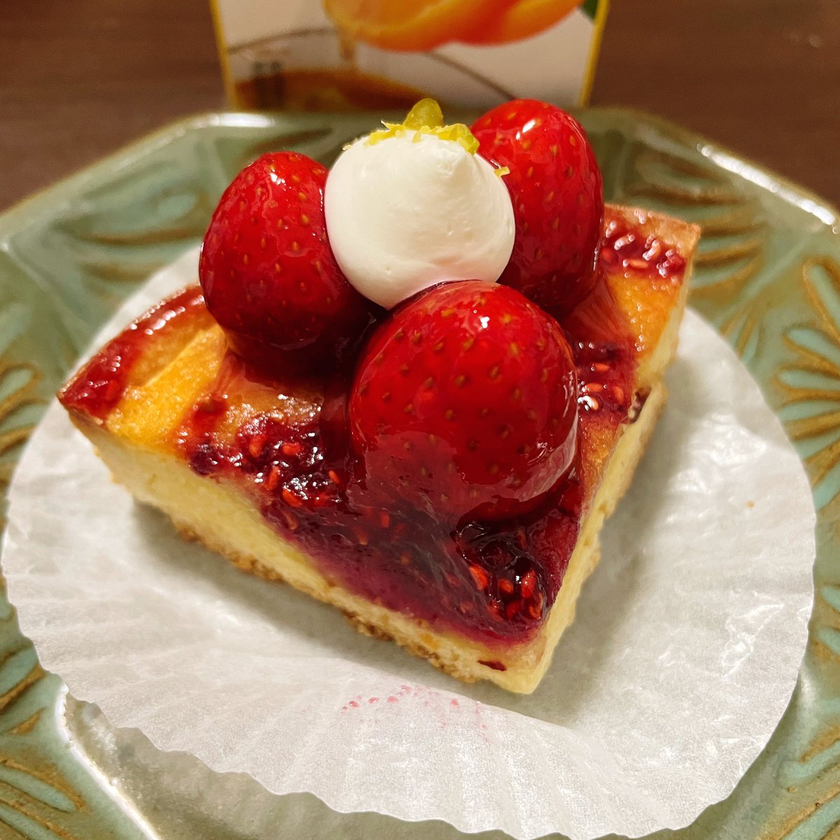 平安夜必須有草莓和蛋糕！🍰