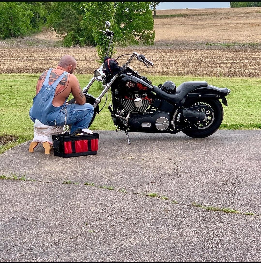 OUTLAWMCCB's tweet image. Hi beautiful People 😍 
My Strong brothers 💪 ❤️ ☠️
Bikers  🏍 
Outlaw MC☠️