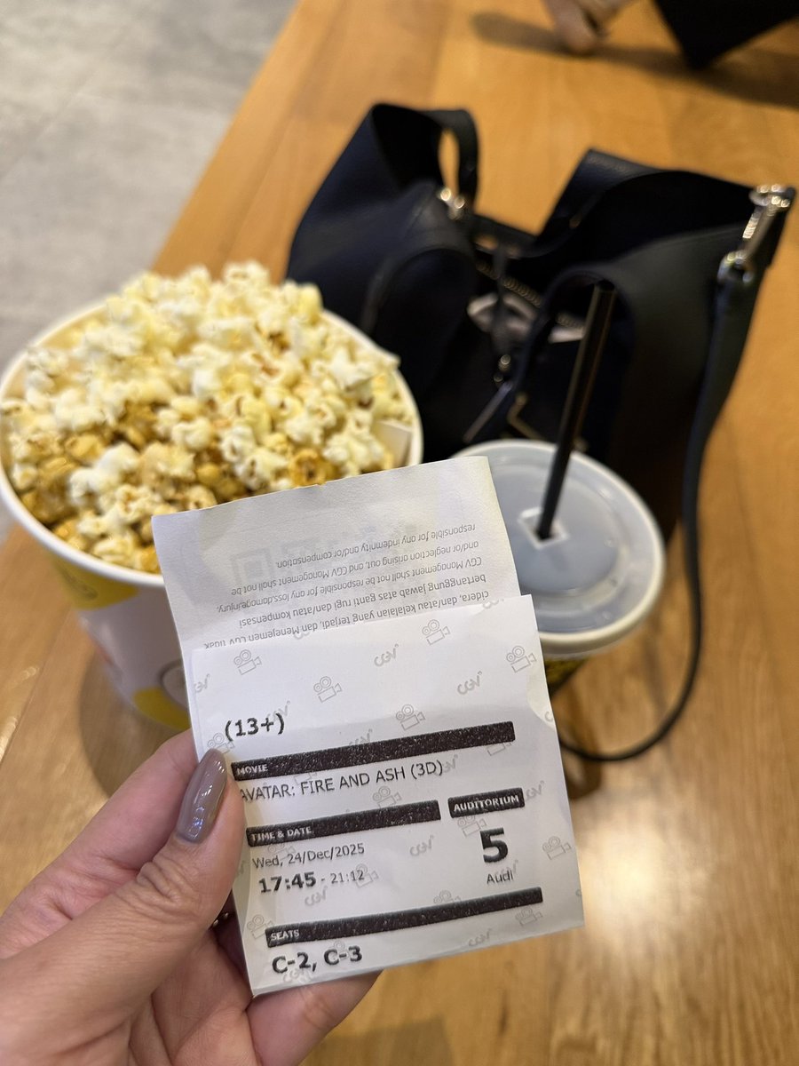 Wonder Couple tweet media