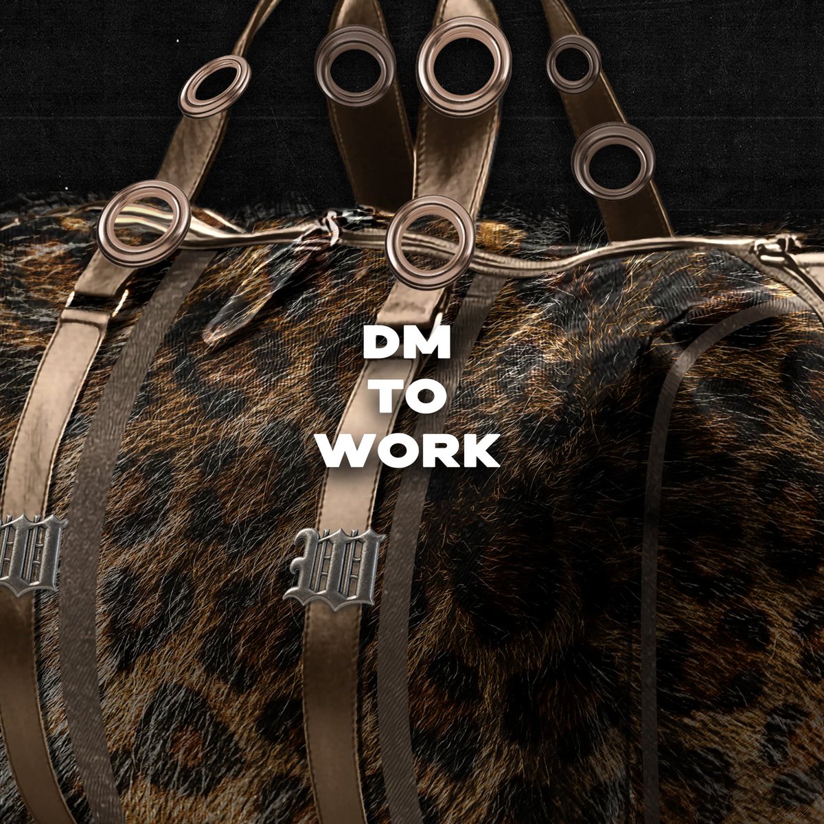 sgntr_archives's tweet image. Custom Faux Fur Duffel Bag, designed by SGNTR!
~stressful design process but alhamdullilah
If you come across this, please RT 🙏🏾❤️