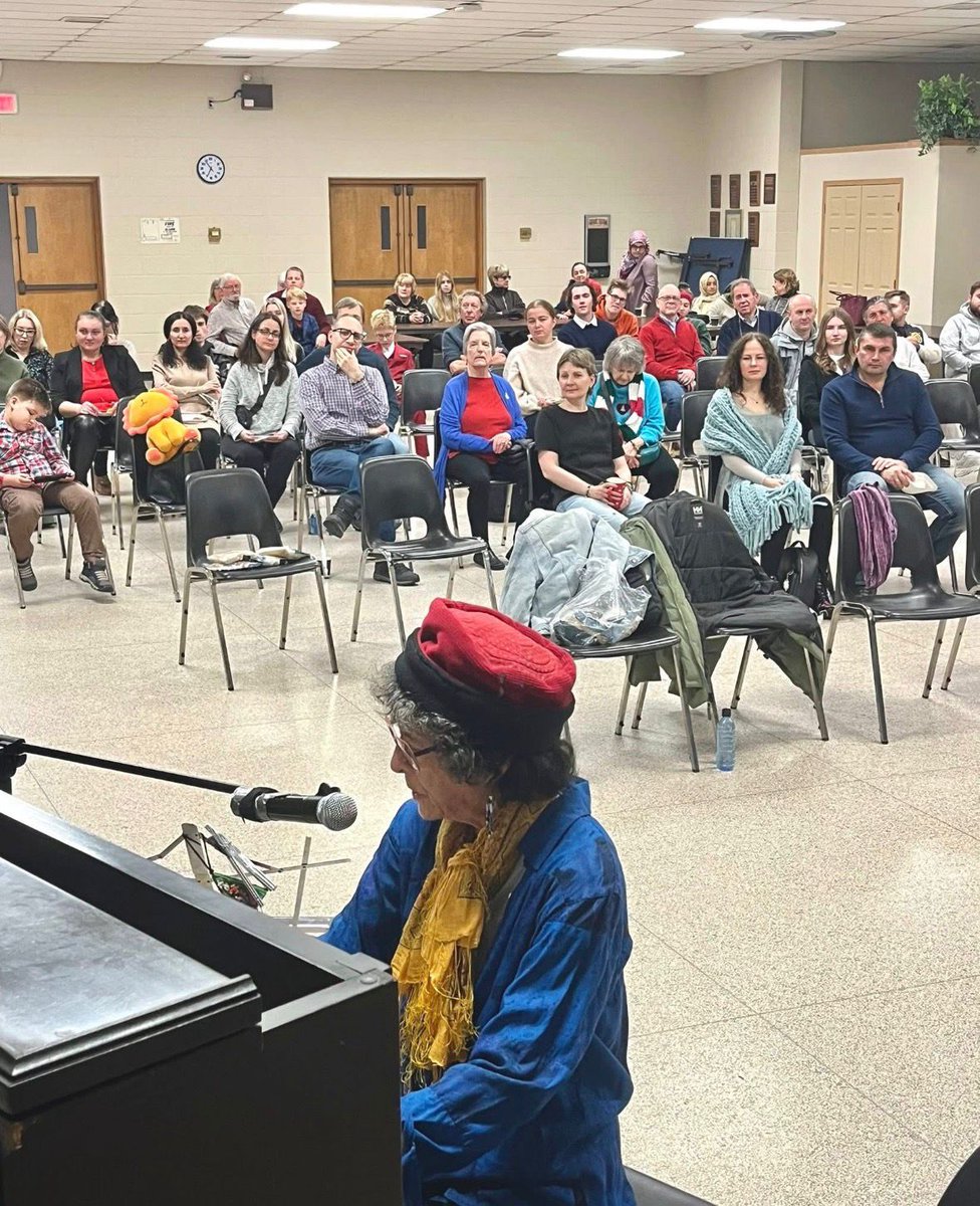 grfsociety's tweet image. Grassroots Christmas Meetup 💛

We were very happy to attend the Grassroots Christmas Meetup last Friday evening, kindly hosted by our Ukrainian friends.

#GrandRiverFriendshipSociety #GRFS #GrassrootsResponse #ChristmasMeetup #UkrainianCommunity #CommunityConnection #Belonging