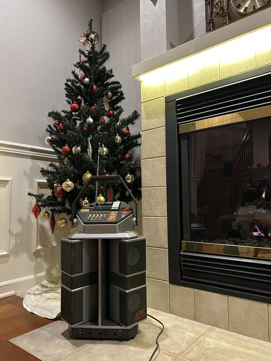 今年のイブはDiscoRoboでクリスマスAOR