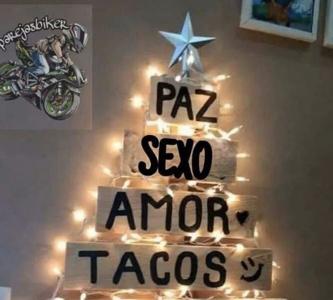 lydimdeo's tweet image. Feliz Nochebuena!! Acomoden el arbolito en el orden que ustedes quieran, seamos felices!!
Gracias familia twittera por sus enseñanzas por los que sí, por los que no y por los que nunca aún así son lo máximo todos‼️