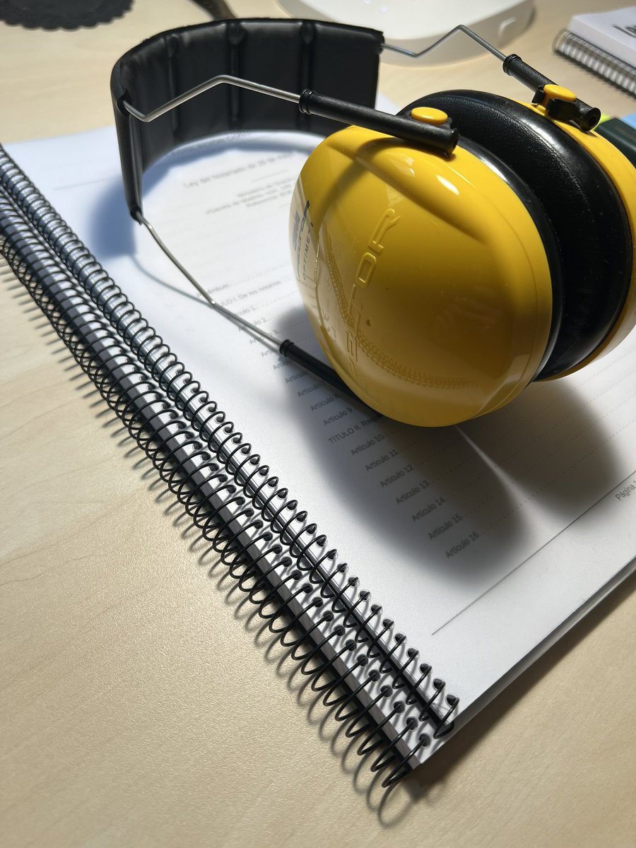 pablolvera00's tweet image. Mi “tardebuena”… vendrán mejores, sin duda.