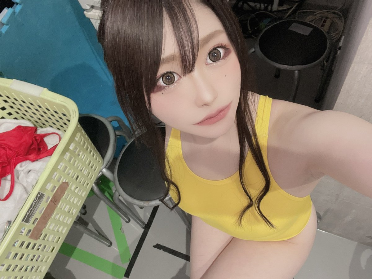 急な吐き気と頭痛でいてもたってもいられない ストレスで胃が痛くて