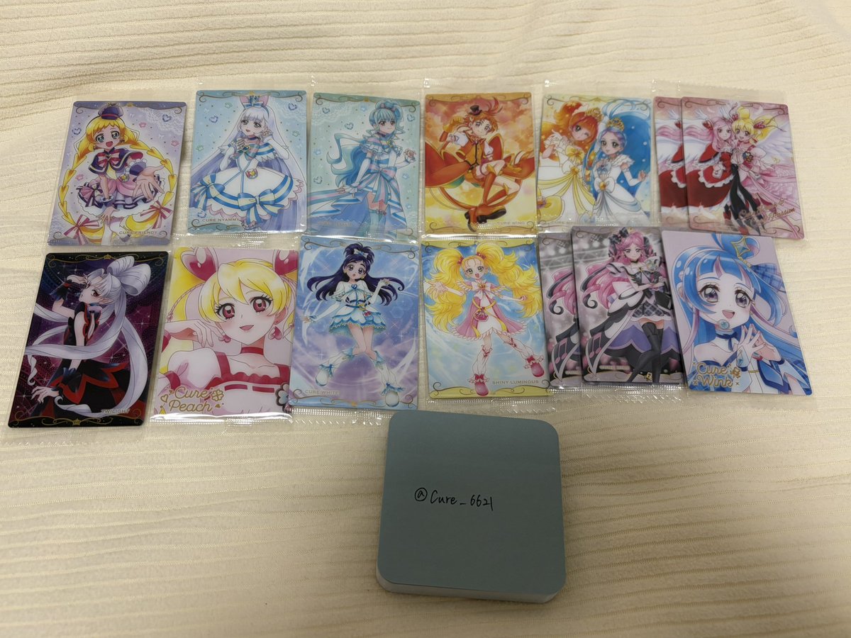 Cure_6621's tweet photo. プリキュア ウエハース 交換

譲:画像1.2枚目(2枚目出し惜しみ)
求:3.4枚目
     スイート12(今シリーズ)>スイート5>スマイル ドキドキ ひろプリ

スイート⇆スイート  HR⇆HR

郵送での交換となります。まとめての交換大歓迎です🥹 https://t.co/9QbMkCQnS3