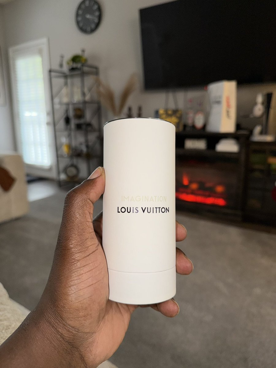 LucasAtito's tweet image. In all that you do Make sure you smell RICHNESS.. its Rizz 
#LouisVuitton