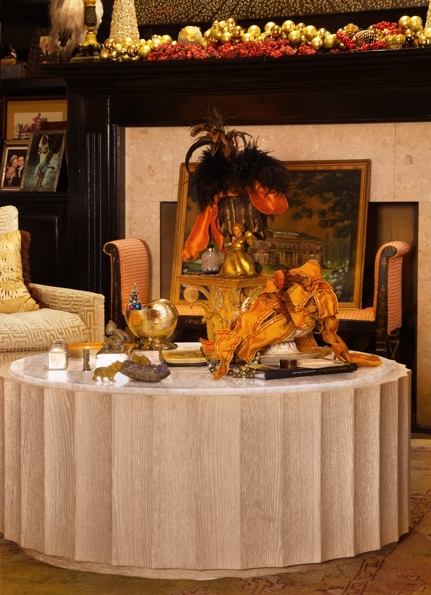 Cherish the Joy of Holiday Living! Wishing you happy holidays filled with joyful moments and cheerful gatherings.
#WorldsAway