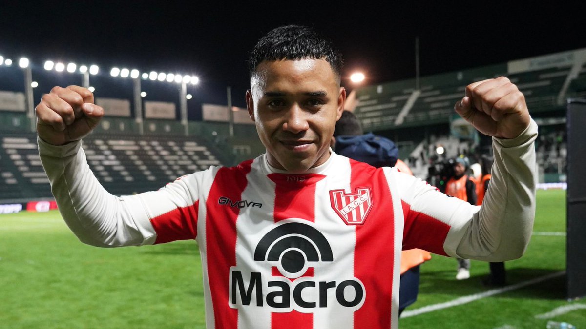 Está avanzadísima la venta de Damián Puebla al FK Orenburg, equipo de la Primera División de Rusia. Se discute la forma de pago de venta del 50% de la ficha. Se podría concretar en las próximas horas.

Informa <a href="/cholito82/">Hernán Laurino</a> en #Espinosa989 con <a href="/brunoespinosaok/">Bruno Espinosa</a> y equipo.