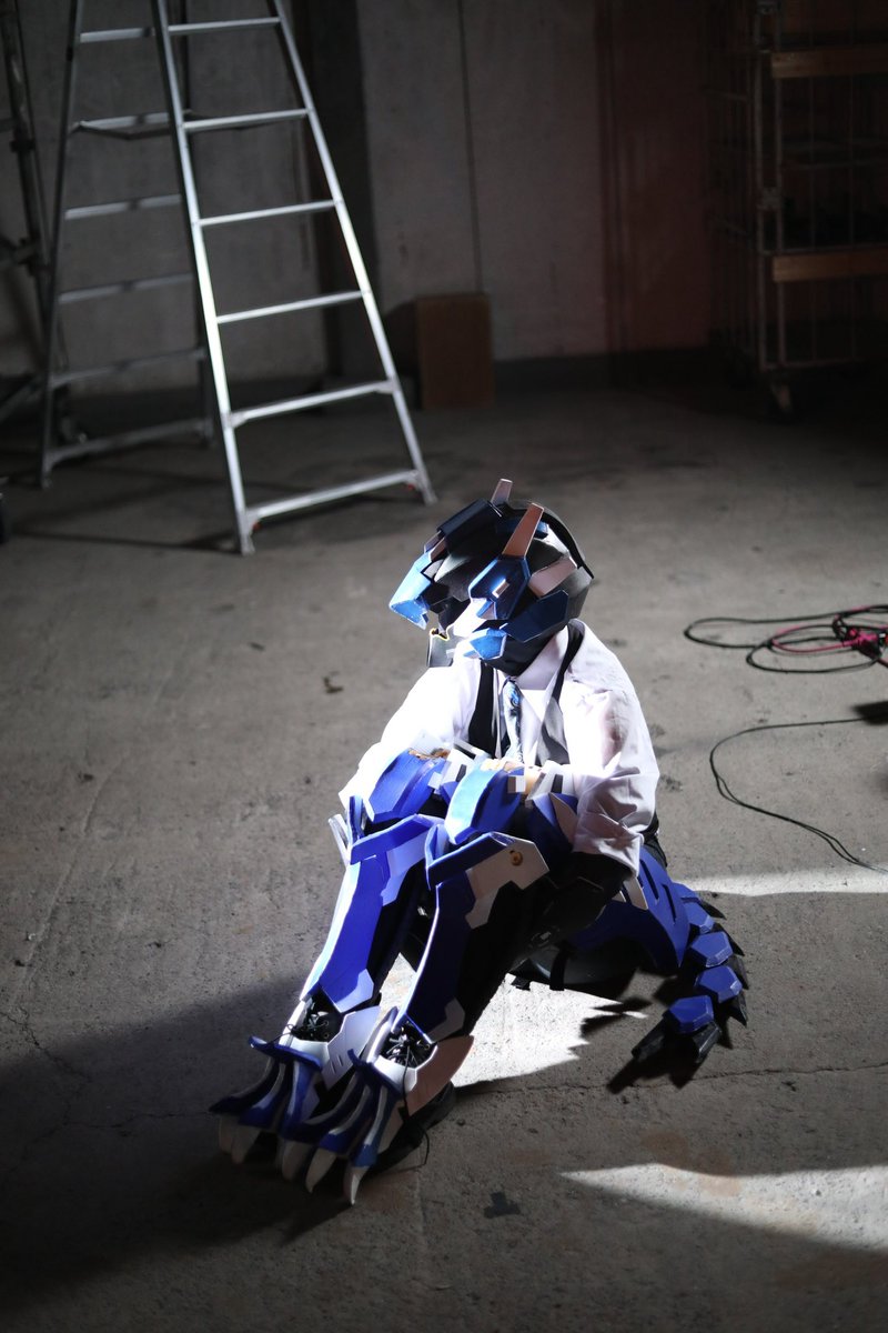 「女性へのクリスマスプレゼントはブランドバックやお財布がおすすめ」などというデマが流れていますが、絶対に信用しないでください

女性が本当に欲しいものは
【フルアーマー】です…が

私はまだいいです。
まだ、見ていたい…
|=͟͟͞͞    '-' )