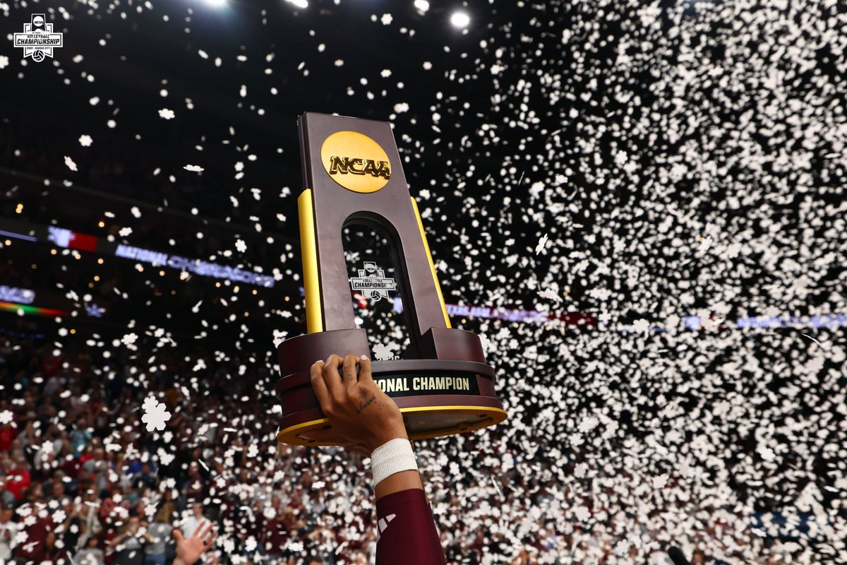grimpe_bill's tweet photo. @NUVball @tim_nollan 
We believe. https://t.co/5y0yLS86Xo