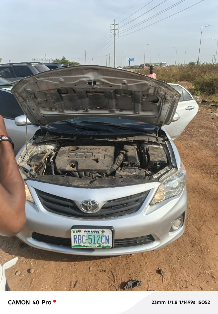 official_Razx's tweet photo. Super clean Toyota Corolla 
2010 Model manual 
Nigeria used 
Buy and drive condition ✅ 
Price: 6.5m 
Contact: 08104388553
Location: Abuja
#MerryChristmas 
#CARMEN
#AbujaTheCapitalCity  #Abuja 
#ChristmasEve 
#Christmas #FriendlymeChristmasEvexSanta https://t.co/I0rDVofQ02