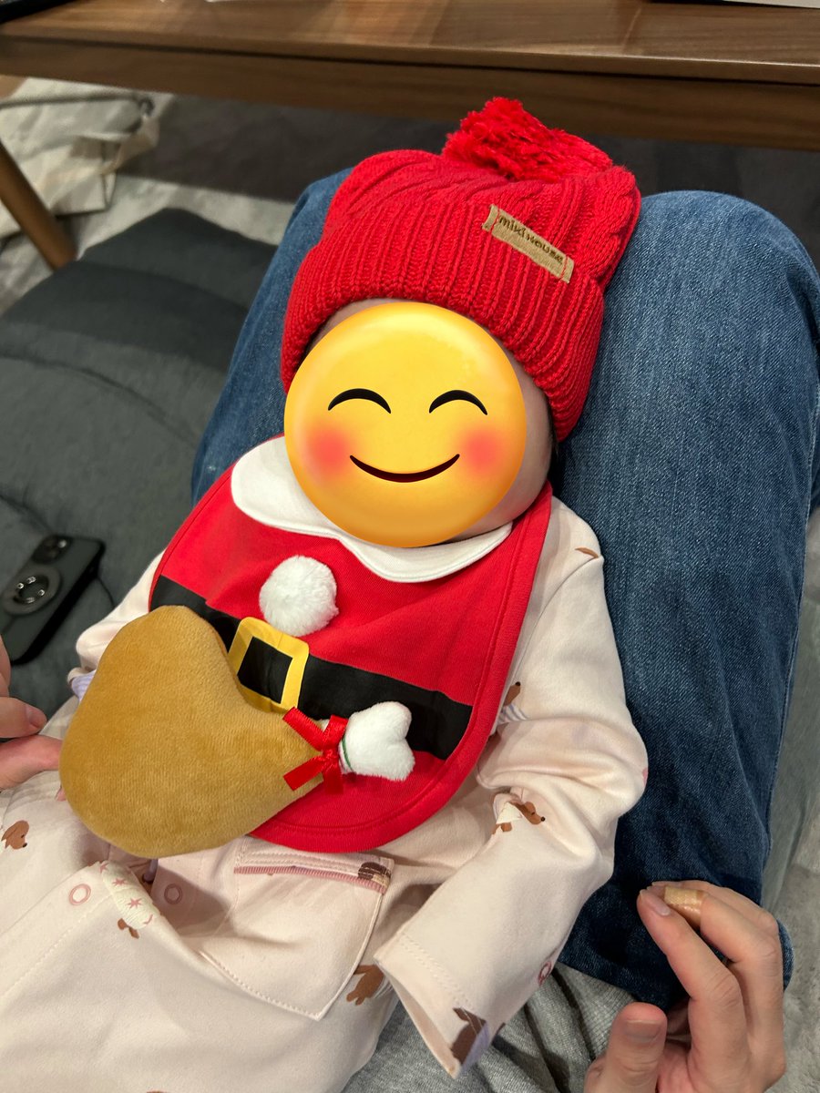 aflegnanon's tweet photo. メリークリスマス！！！！🎅
アイスケーキ美味かった🍰🍰🍰 https://t.co/bJQs7hzUug