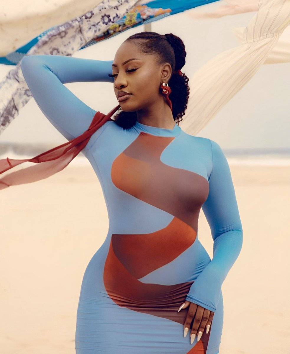 Starrr👠✨⁷ tweet media