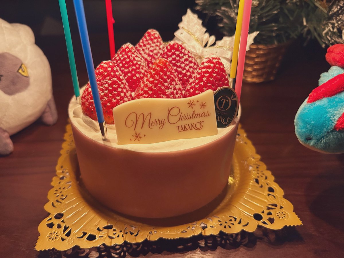しゅうまいズ、クリスマスケーキだよ🎄🎂