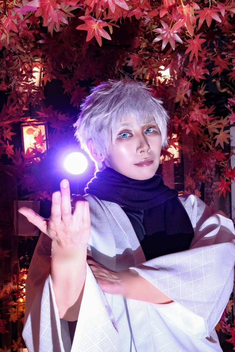 Cosplay】 呪術廻戦／五条悟 開幕、虚式 茈 Photo @komoru_yukiji_p