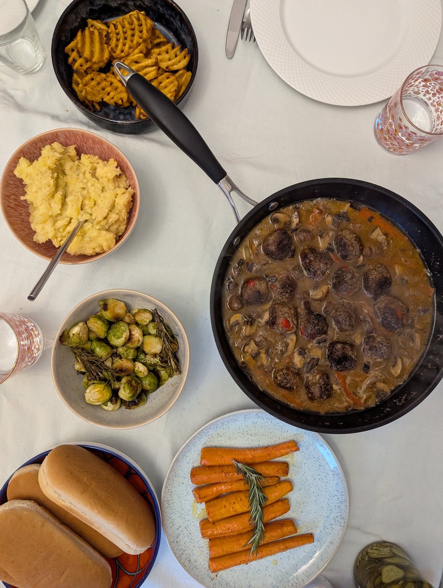 Adrian Franke tweet media