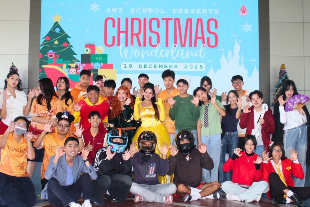 BFITSThailand's tweet image. At our SW2 BFITS Program, the season came alive through performances, costumes, and shared stage moments—driven by teamwork, full of confidence, creativity, and school spirit 🌟

#SW2 #BFITSProgram #ShineWithBFITS #JoinSW2 #TeachInThailand 🇹🇭