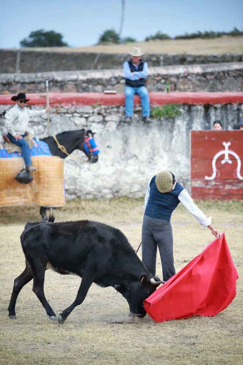 Joaquin Angelino de Arriaga tweet media