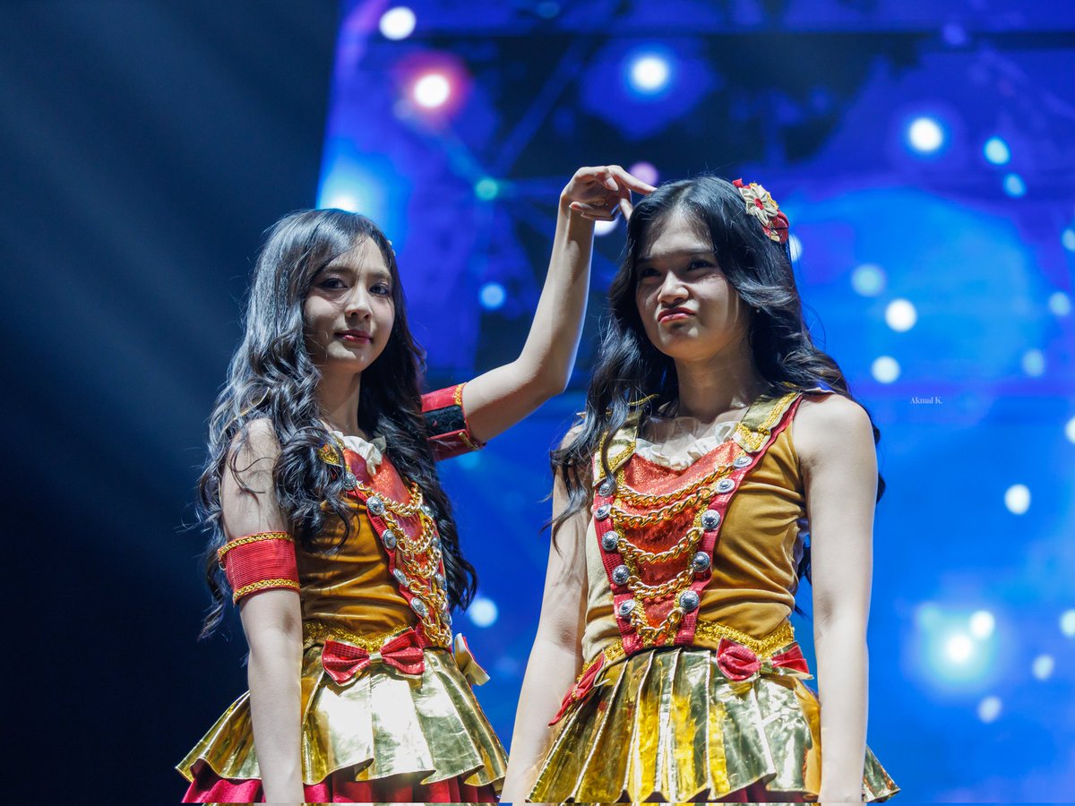 mY GitDah 😆

<a href="/A_GitaJKT48/">Gita Sekar Andarini</a> <a href="/C_IndahJKT48/">Indah Cahya</a>
241225 Jakcloth year end sale 2025