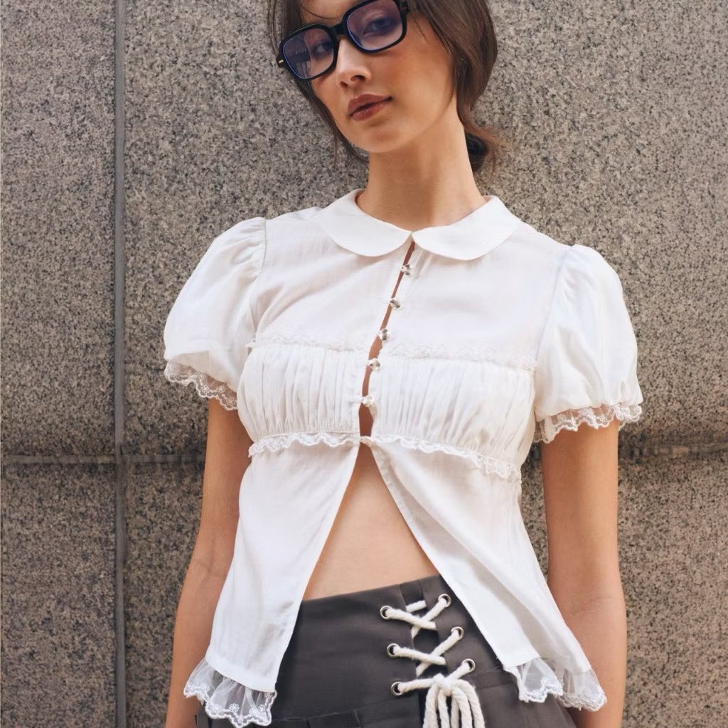 secondwardrobee's tweet photo. ส่งต่อ #mitr 
รุ่น Zoom  Blouse 
สีขาว size s 🧴
1,150 จาก 1,890 kaa

#ส่งต่อstylist #ส่งต่อmitr #เสื้อผ้ามืองสอง #เสื้อผ้าแบรนด์ไอจี #ส่งต่อcintage #ส่งต่อเสื้อผ้า #แบรนด์ไอจี #เสื้อ #mitrofficial https://t.co/bRsDARI8pp