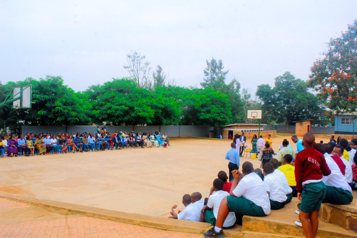 spis School tweet media