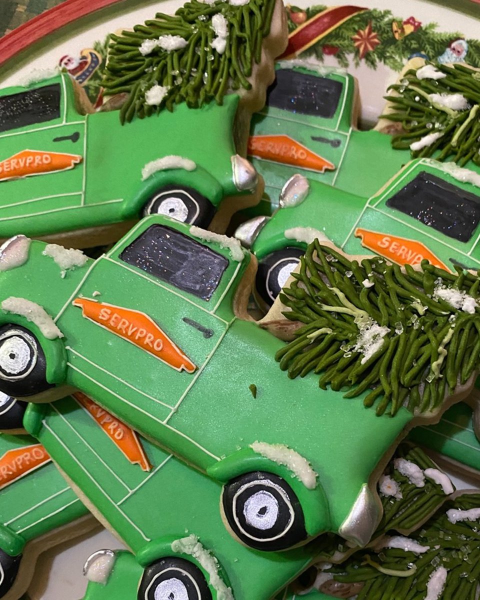 SERVPRO's tweet image. Santa isn’t the only one who visits after hours. Your local SERVPRO franchise is ready to help any time of day.

(Cookies not required, but always appreciated. 😉)