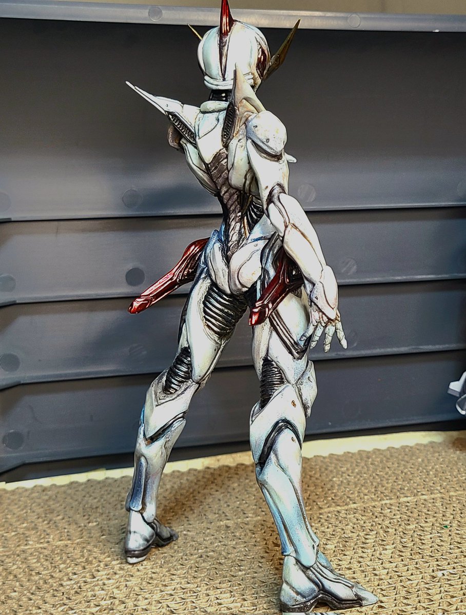 Yoshi.さんの #キャシャーン、完成です。 あとは良さげな台座を用意し